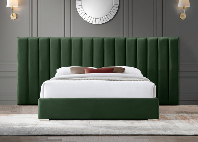 Pablo Green Velvet Queen Bed